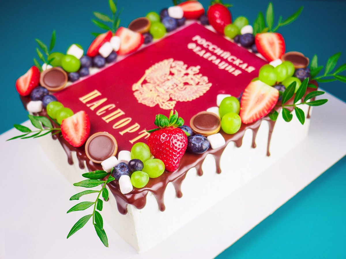 Торт в виде паспорта