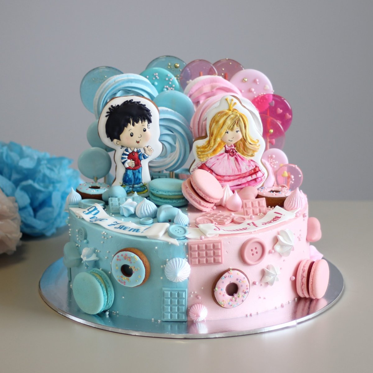 Тортик для двойняшек девочек