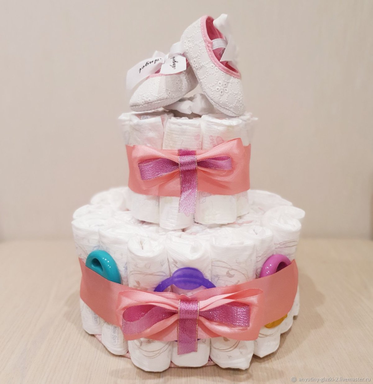 Торт из памперсов для девочки