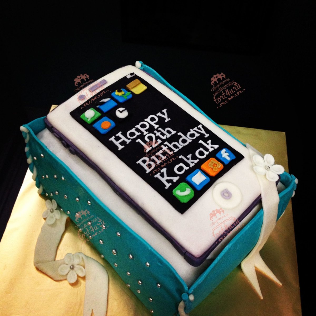 Торт айфон