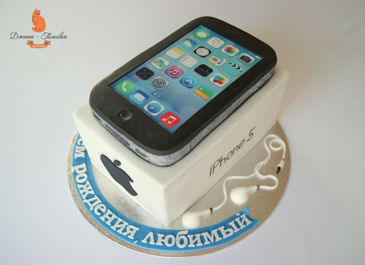Торт в виде айфона 13