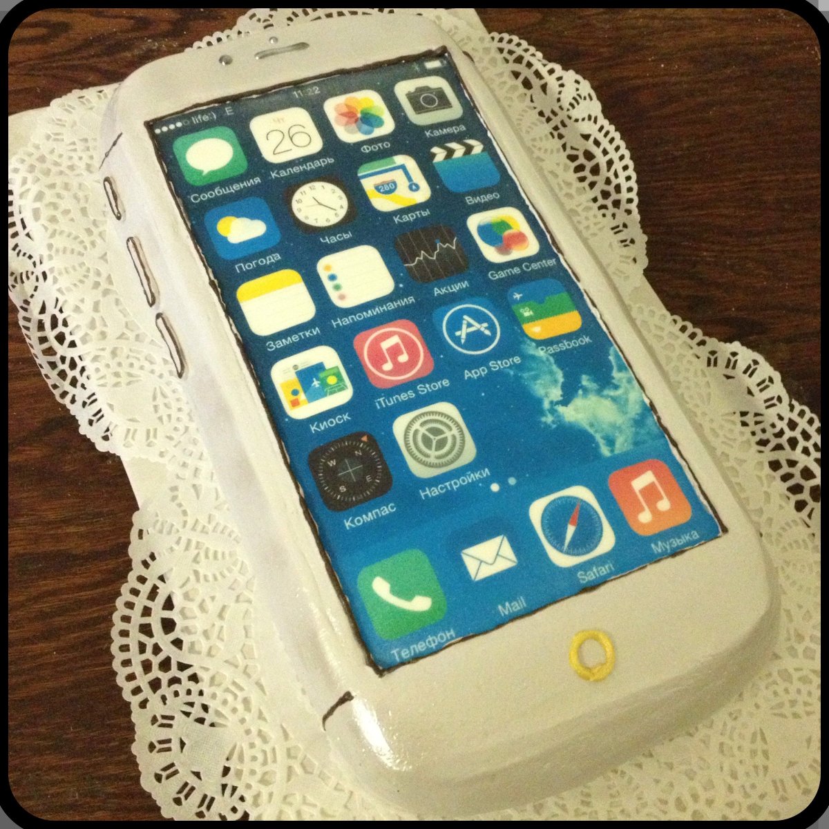 Торт айфон