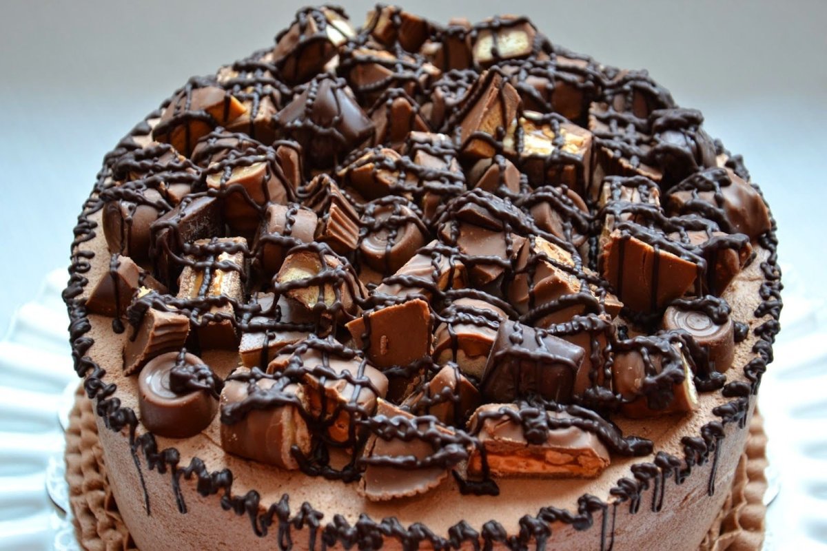 Торт Сникерс