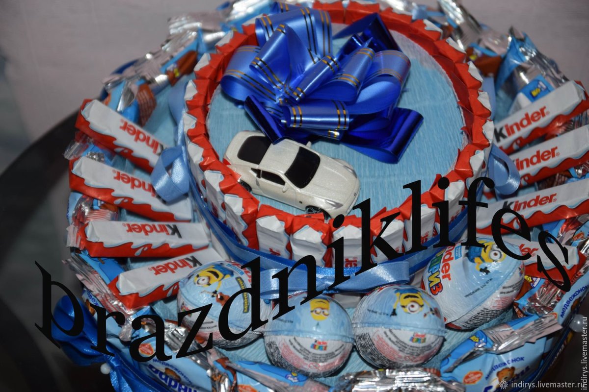 Торт из конфет для мальчика