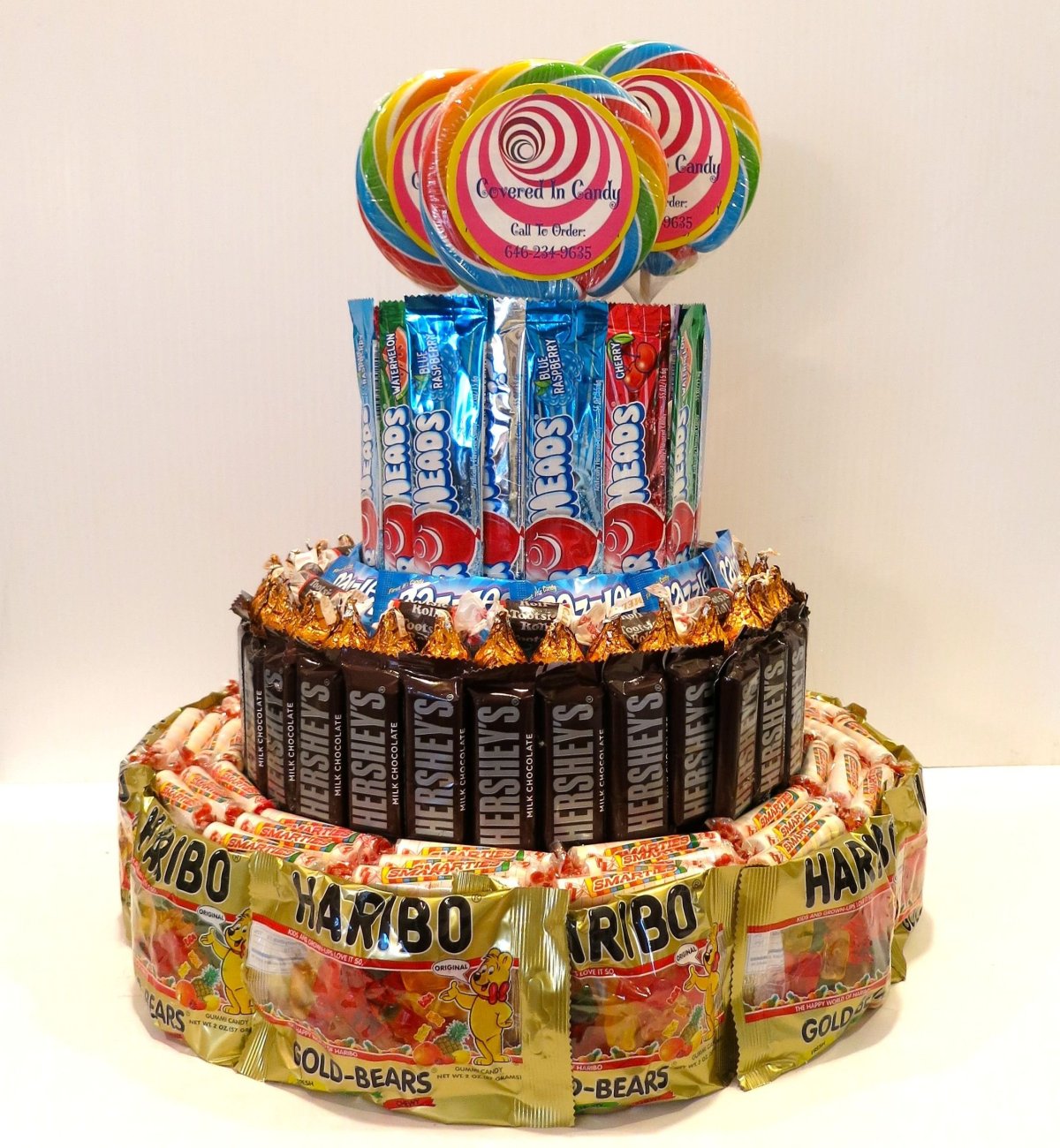 Торт из киндеров для мальчика