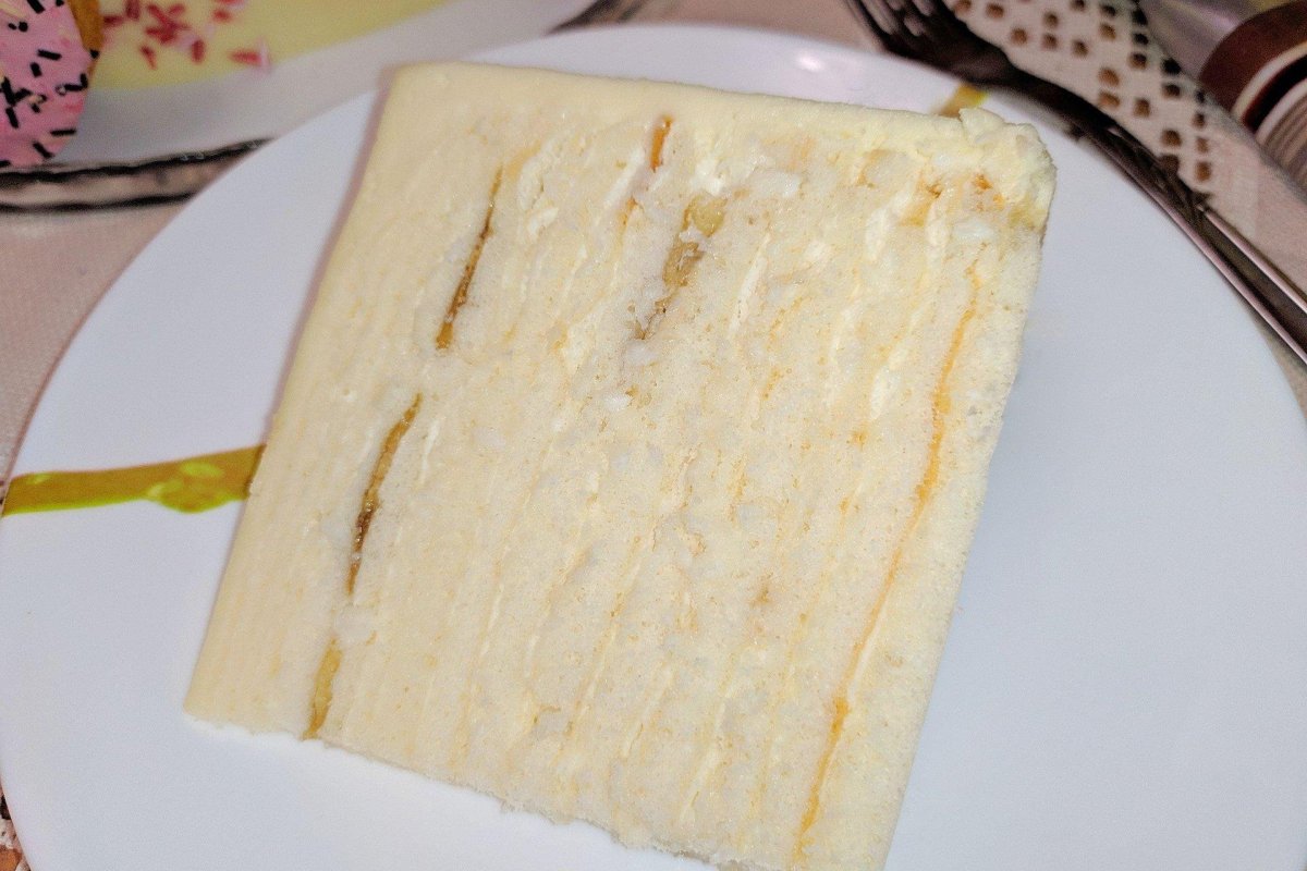 Торт молочная девочка с киви и бананом