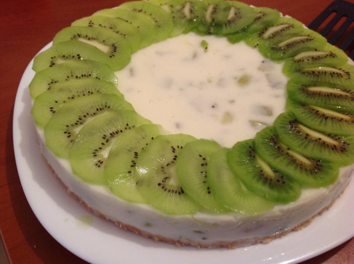 Сырное кольцо в ананасах торт