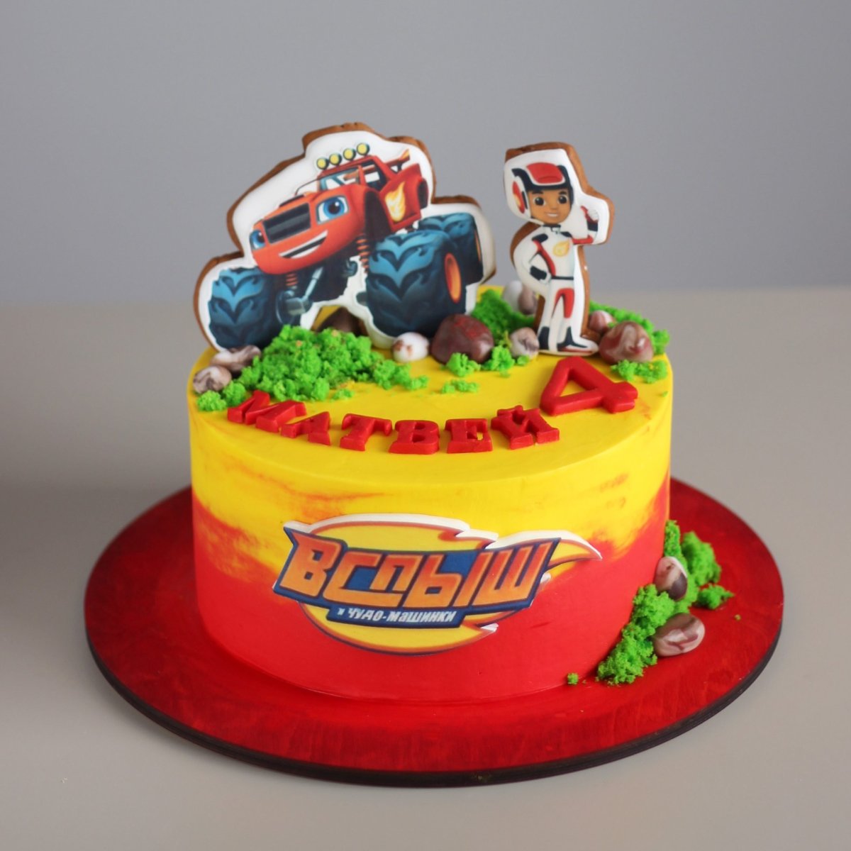 Торт Вспыш для девочки