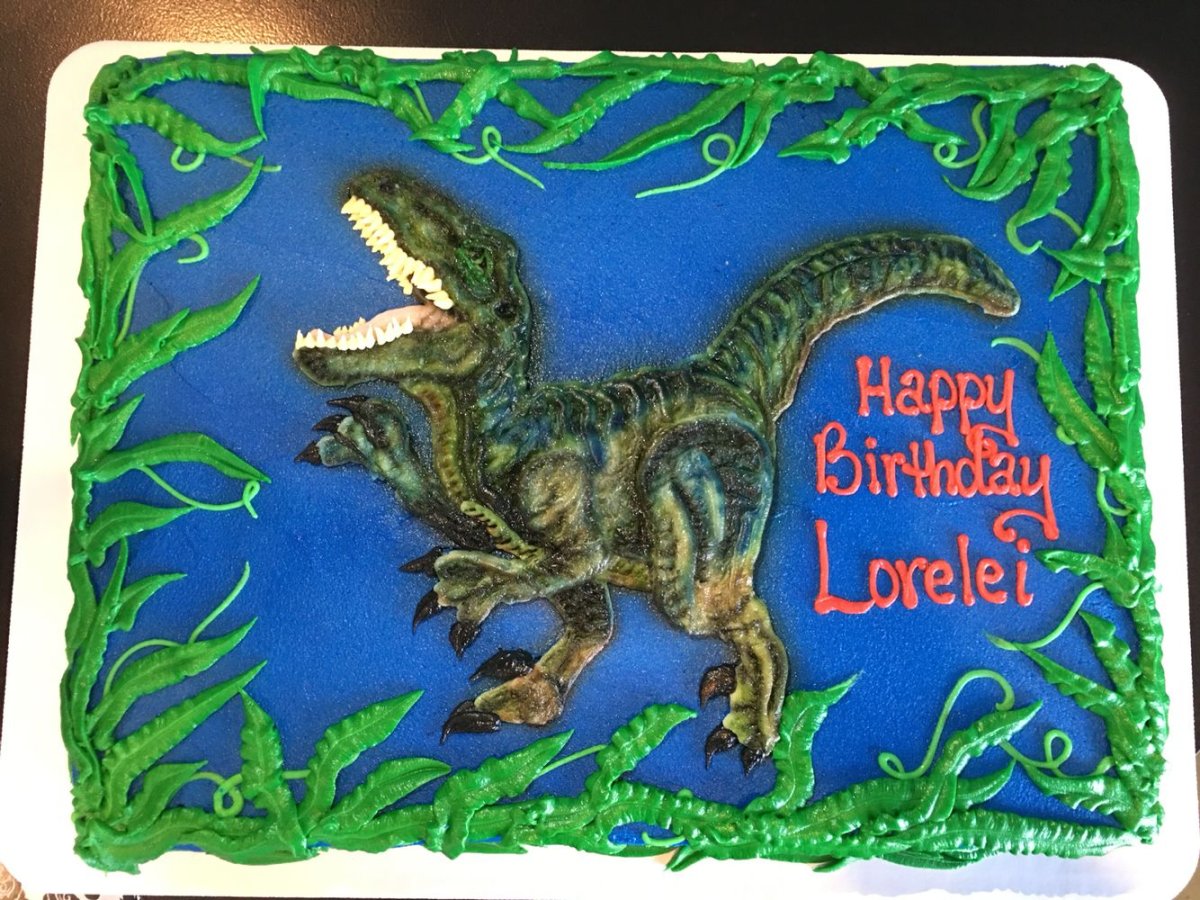 Торт из динозавров
