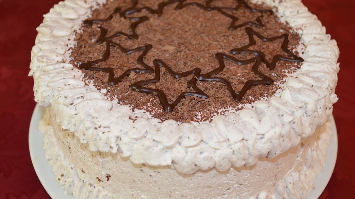 Торт "клубничный пломбир"