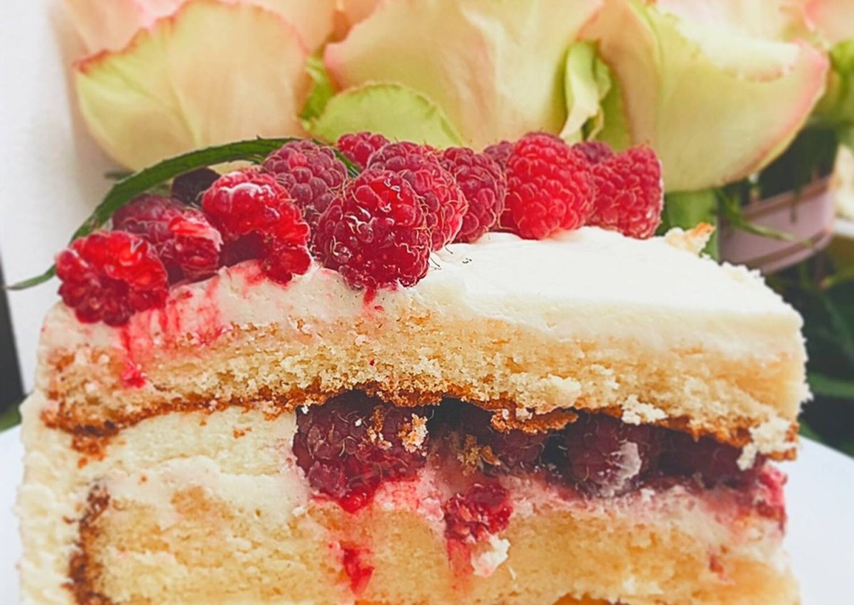 Торт молочная девочка с пломбирным кремом