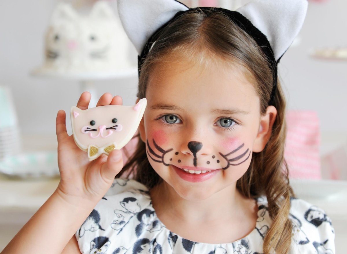 Вечеринка в кошачьем стиле