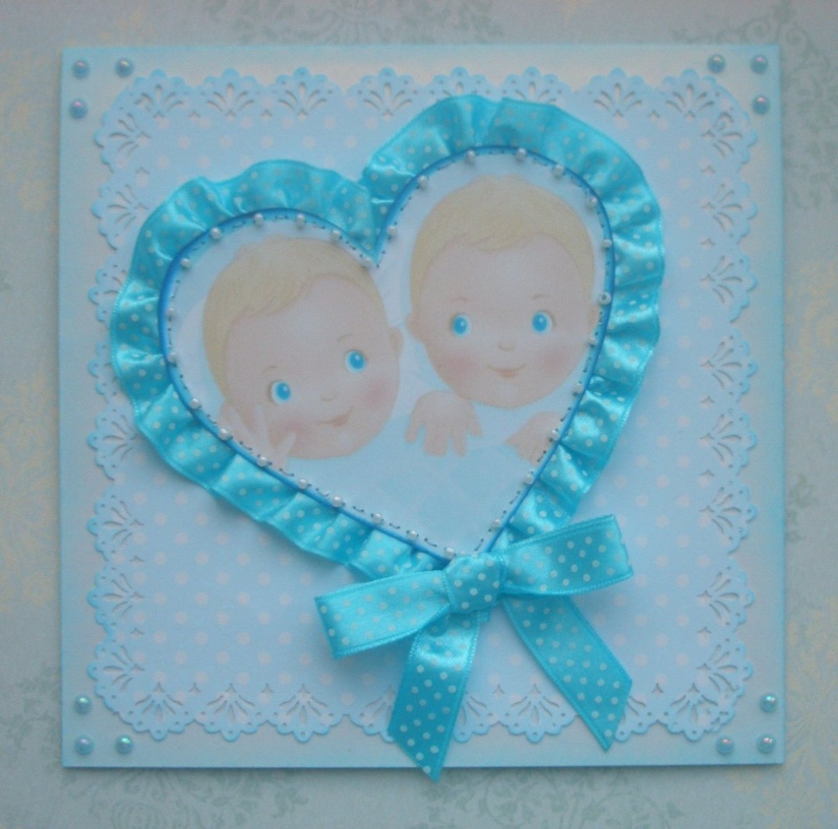 С рождением двойняшек