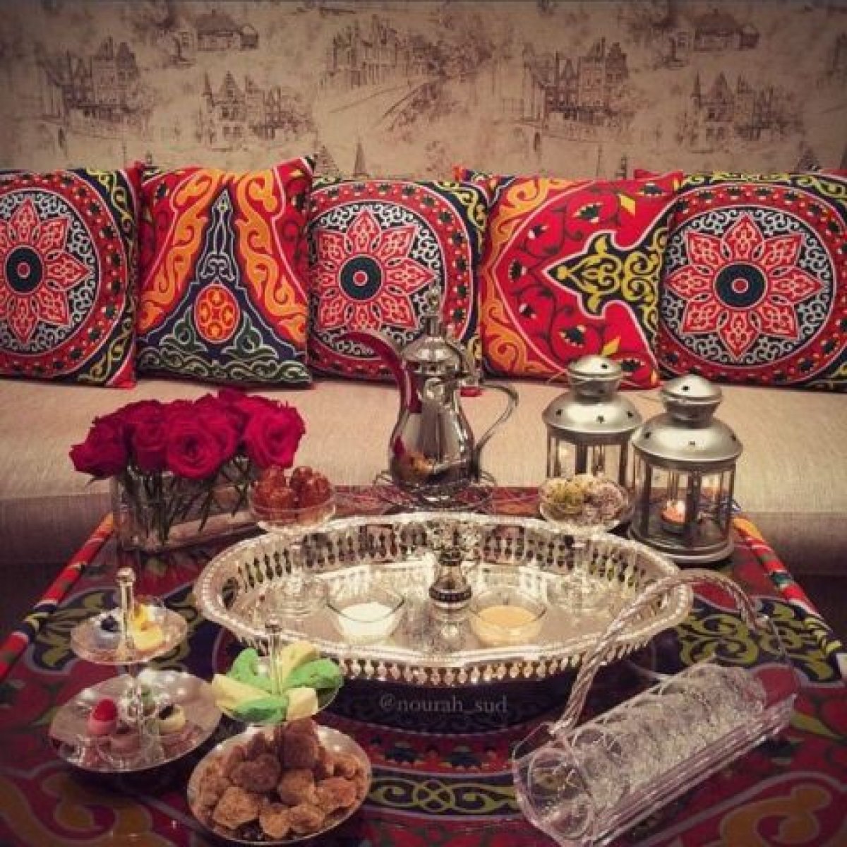 Сервировка стола в Восточном стиле