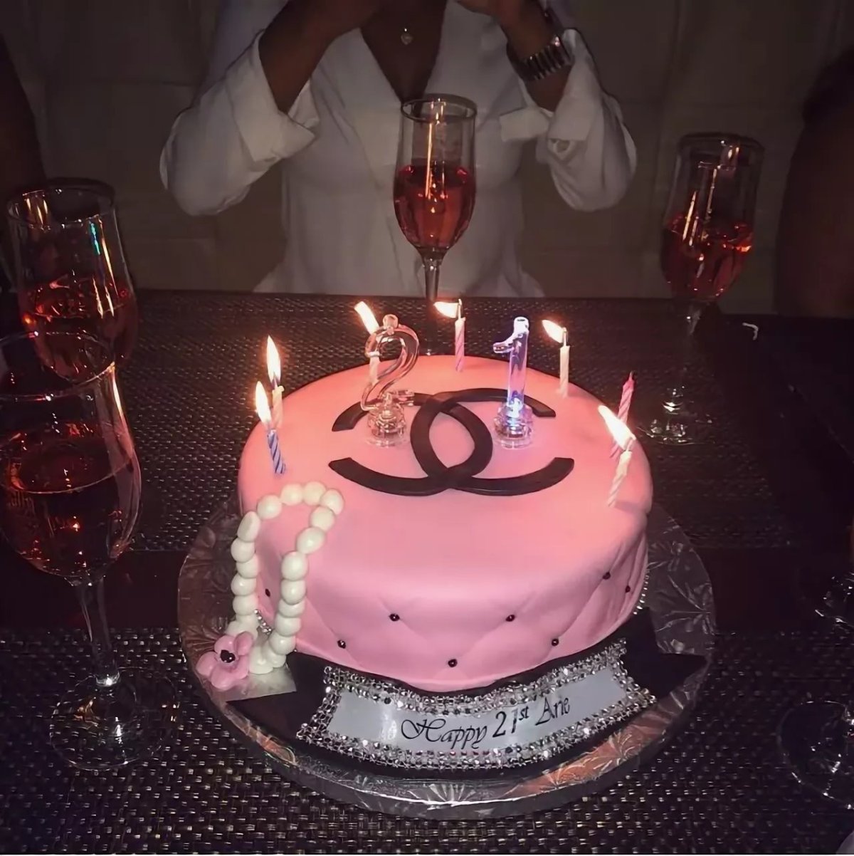 Тортик на день рождения девушке 22 года