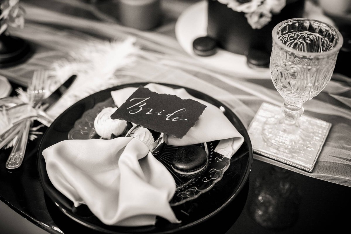 Свадьба в черно белом стиле