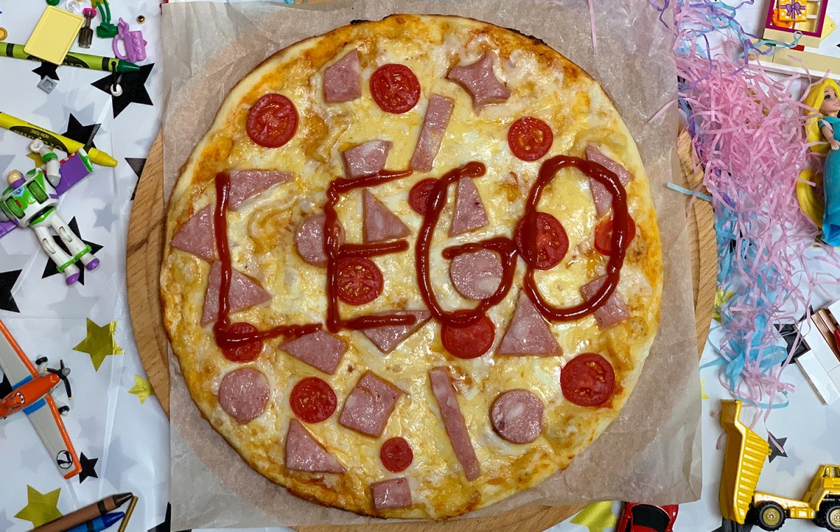 Украшение пиццы для детей