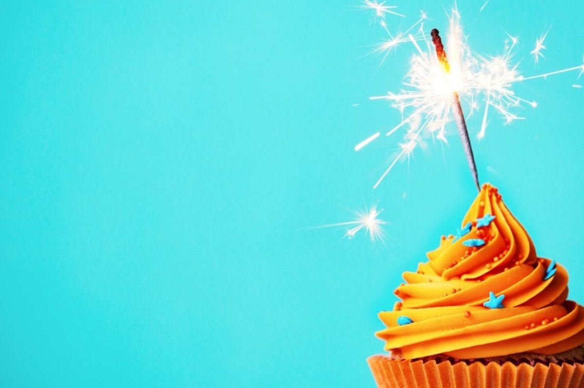 Открытка с единорожкой с днем рождения