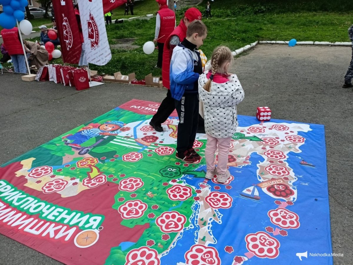 Бумажные украшения для фотозоны