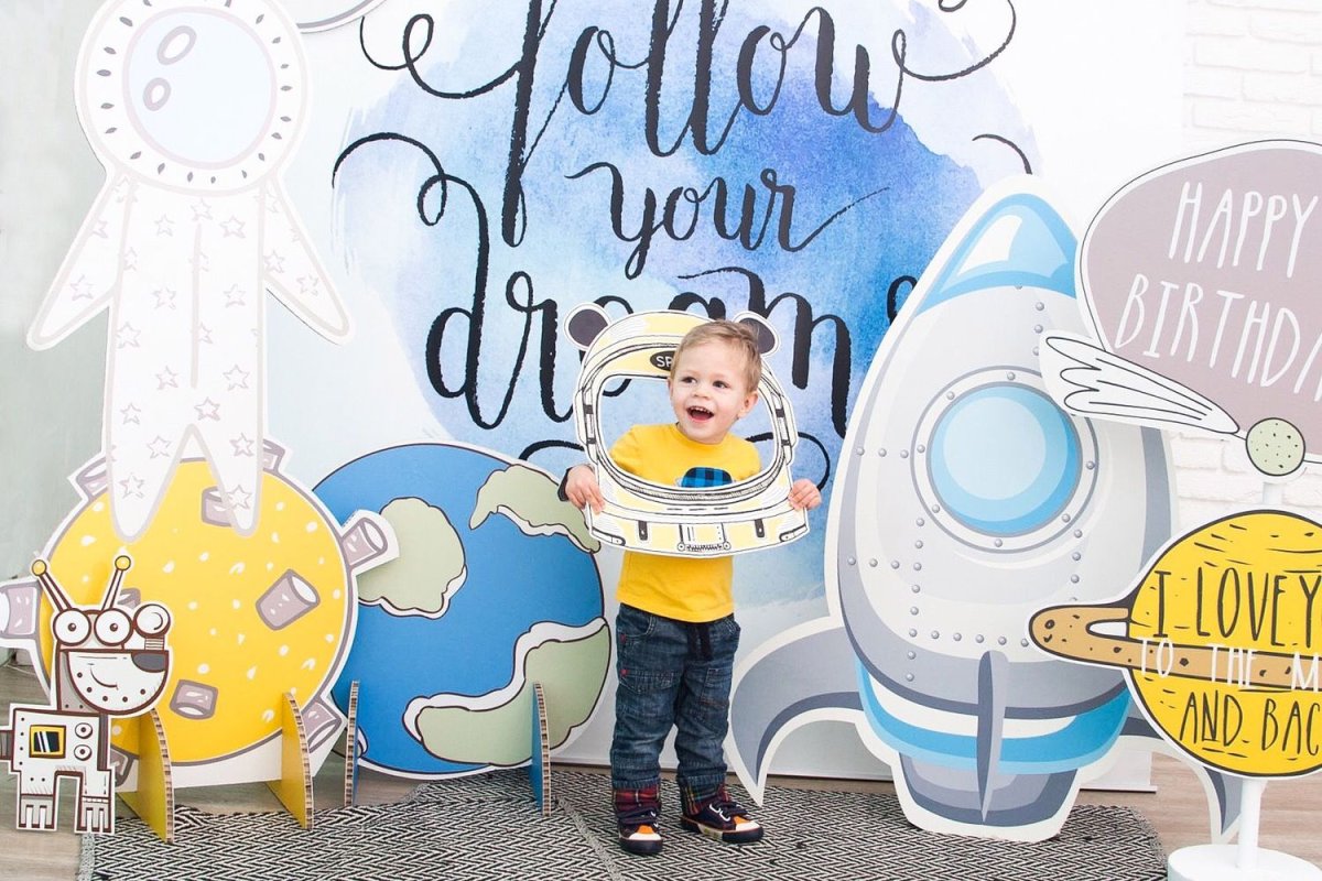 Фотозона ко Дню космонавтики