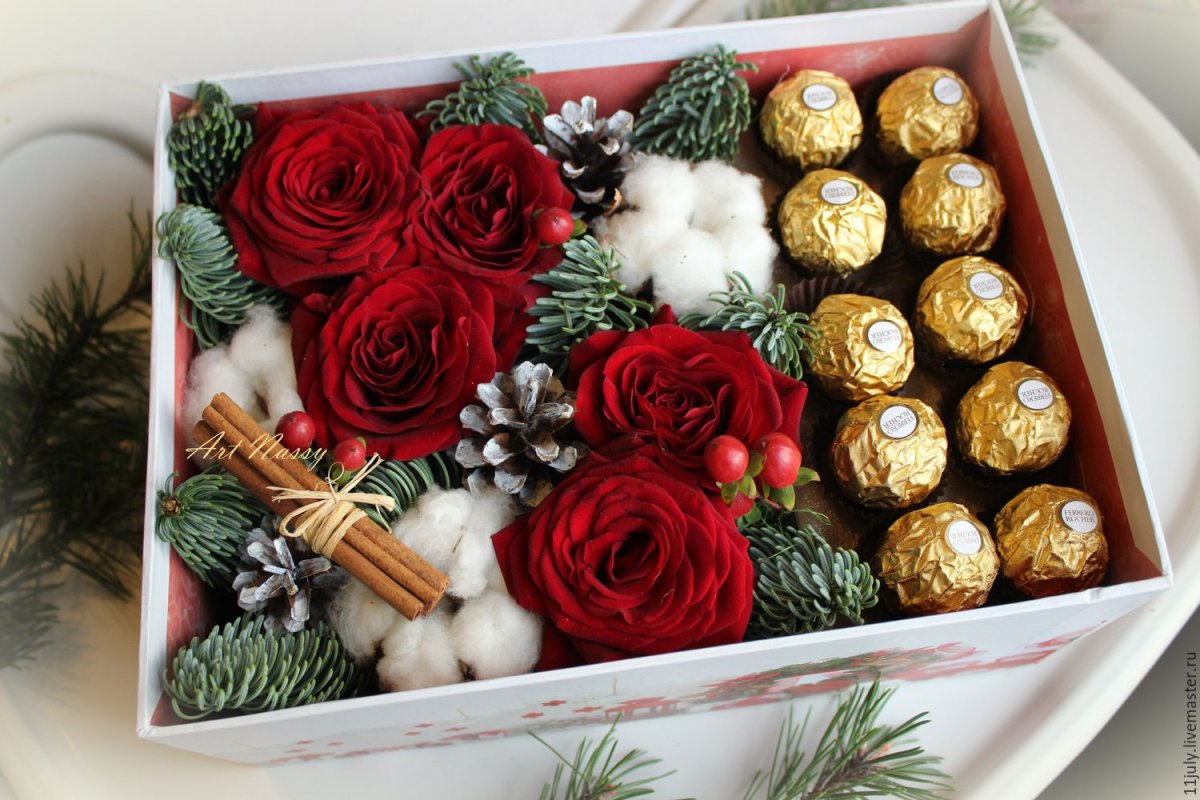 Букет в коробке на новый год