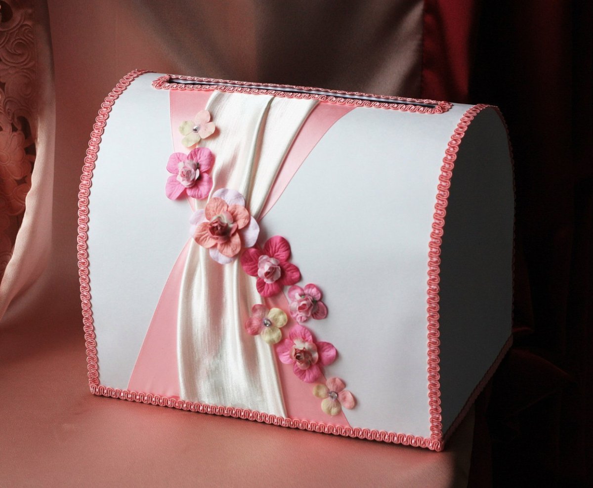 Свадебный сундук для денег