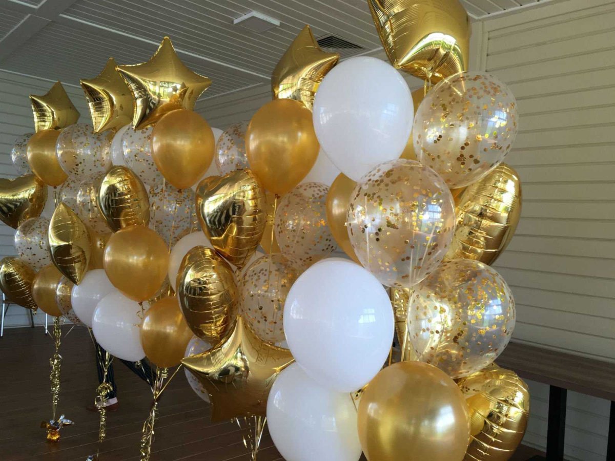 Бело золотые шары