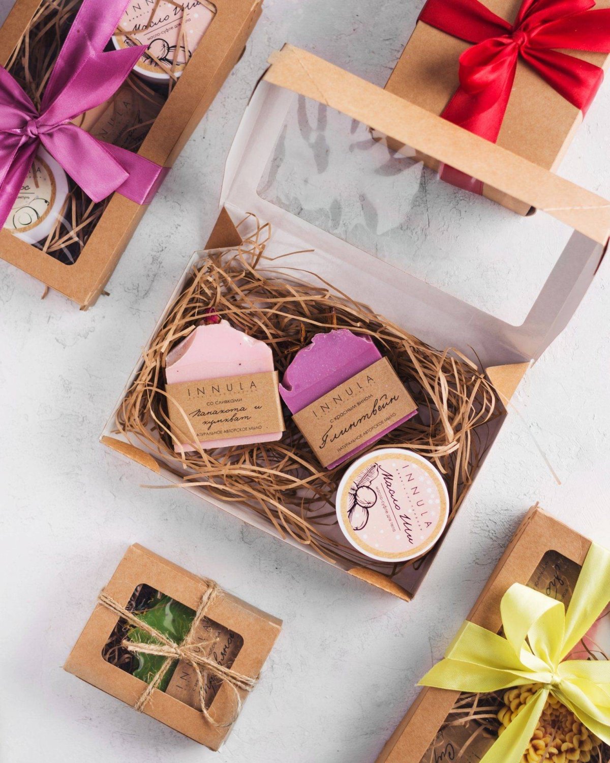 Крафтовые коробки для подарков