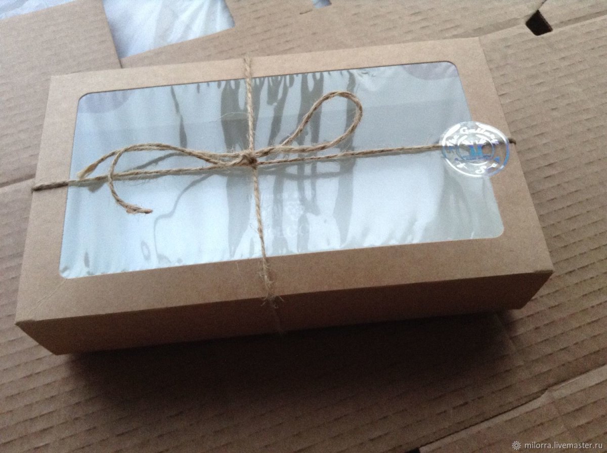 Коробка с окном 12х20х4 см, крафт