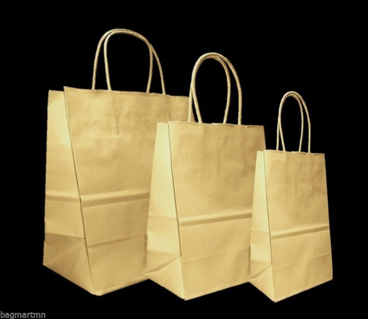 Белый бумажный пакет