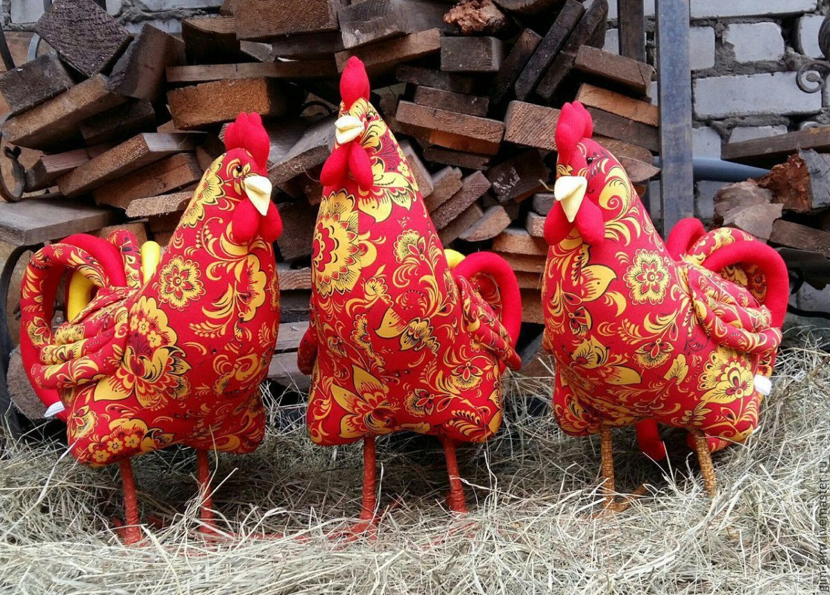 Петух в народном стиле