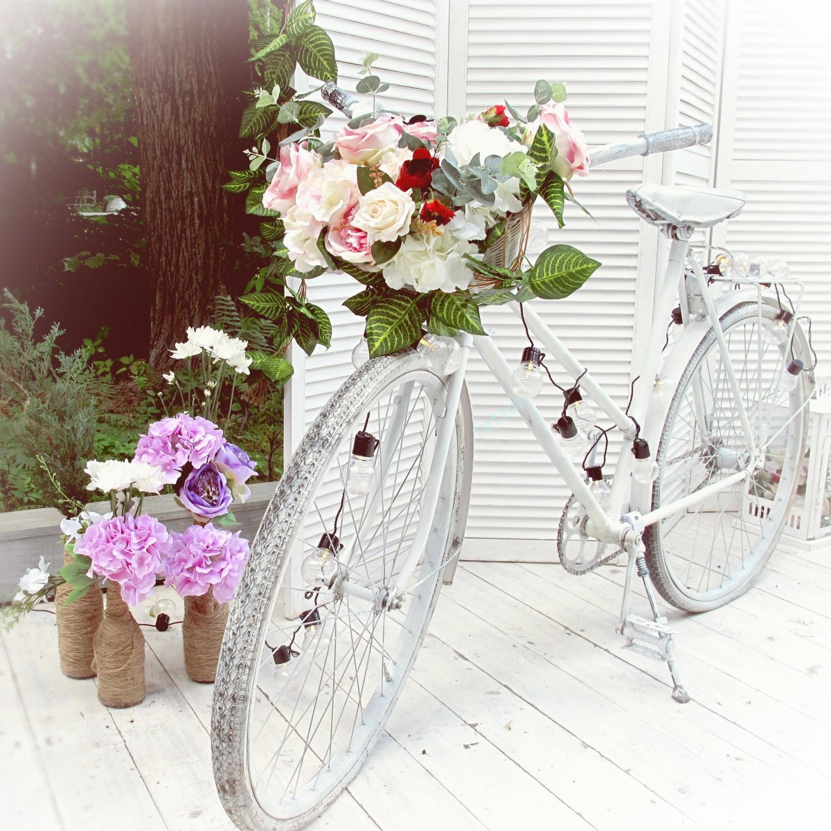 Фотозона с велосипедом