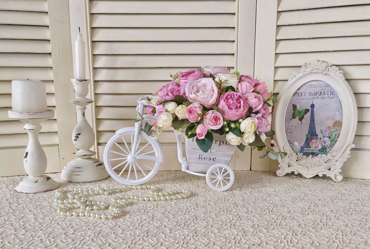 Фотозона с велосипедом указатели