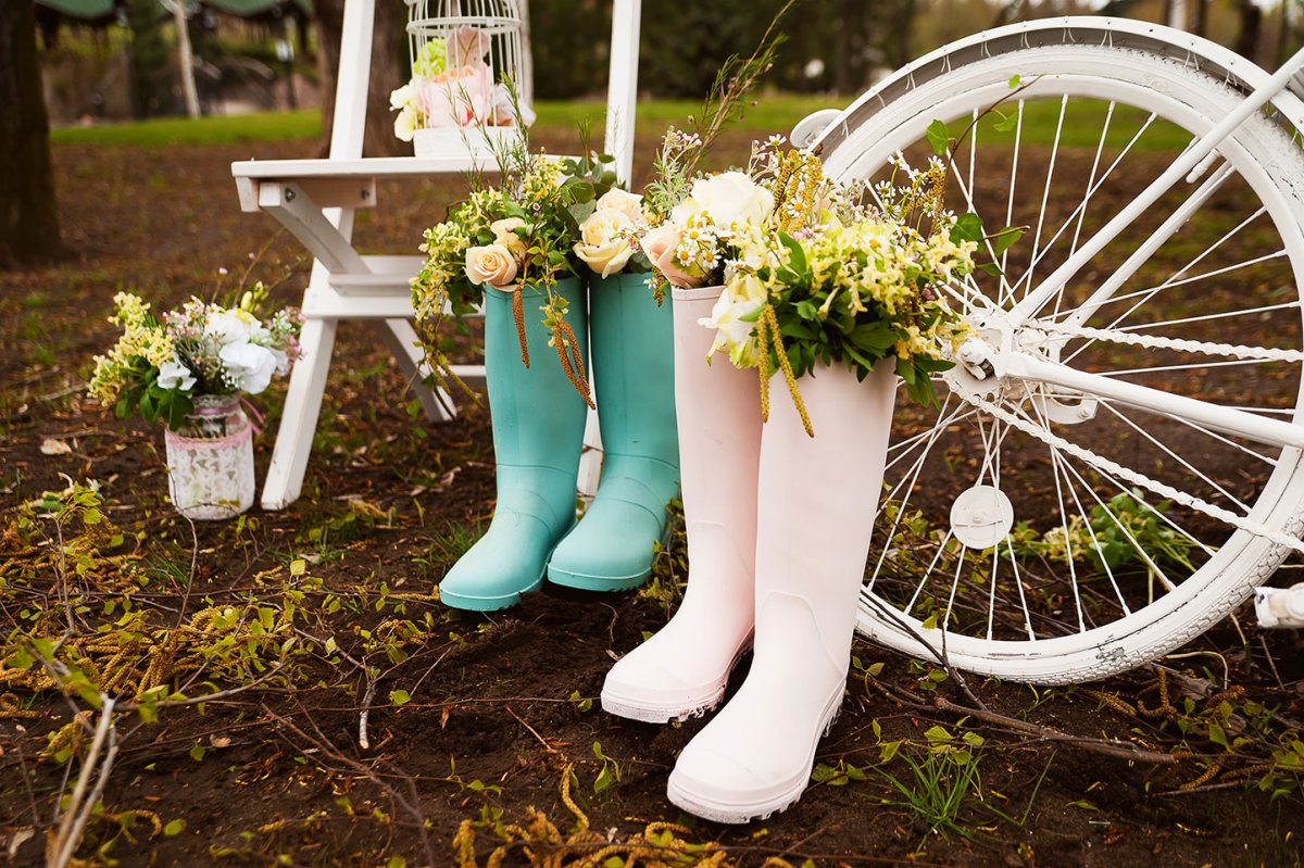 Композиция в кашпо велосипед