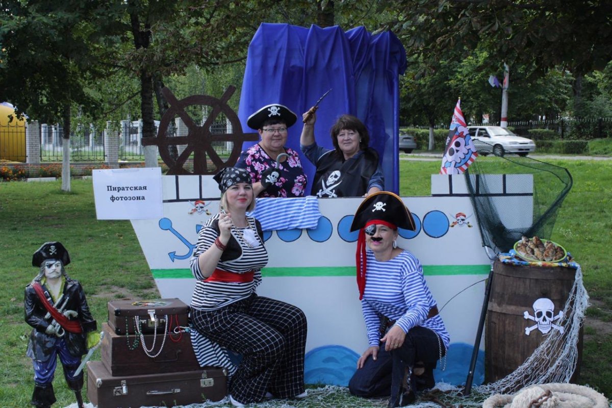 Фотозона для детей в стиле остров сокровищ