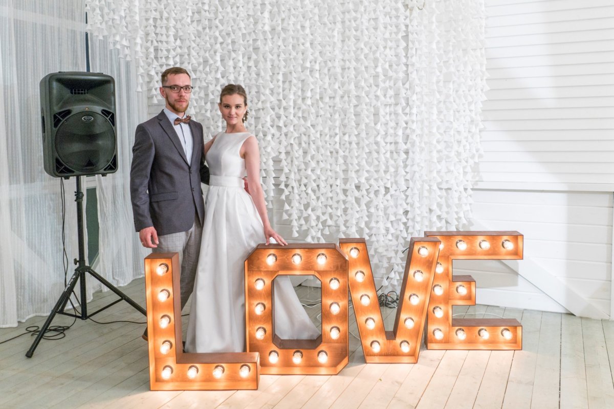 Фотозона с объемными буквами