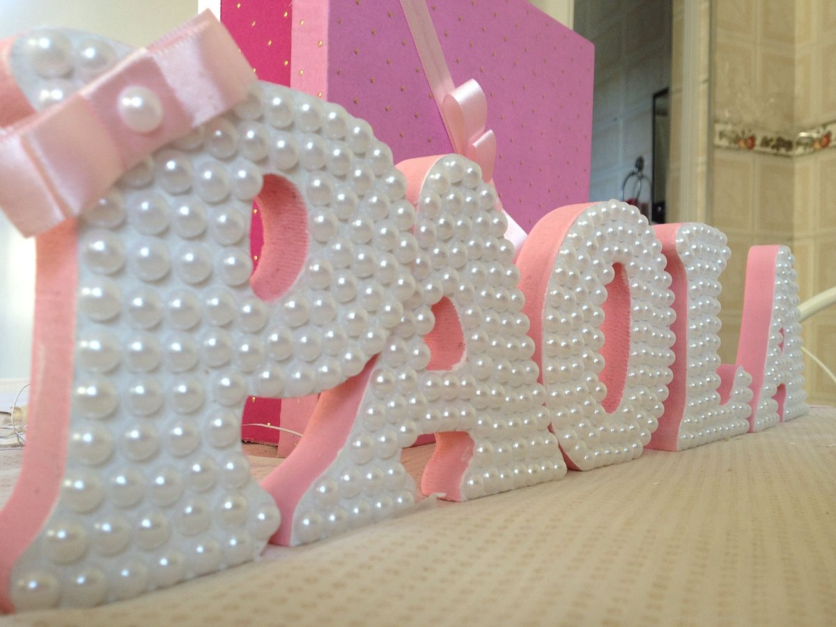 Украшение объемной буквы