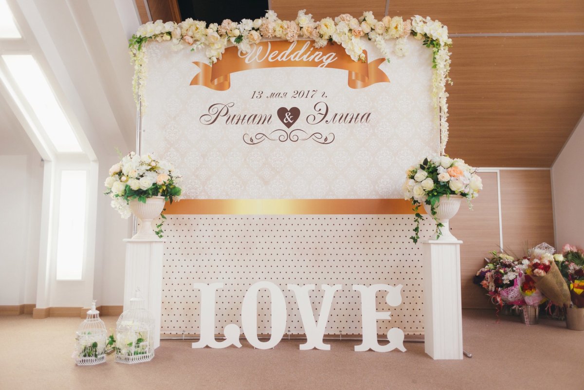 Новогодние декорации из пенопласта