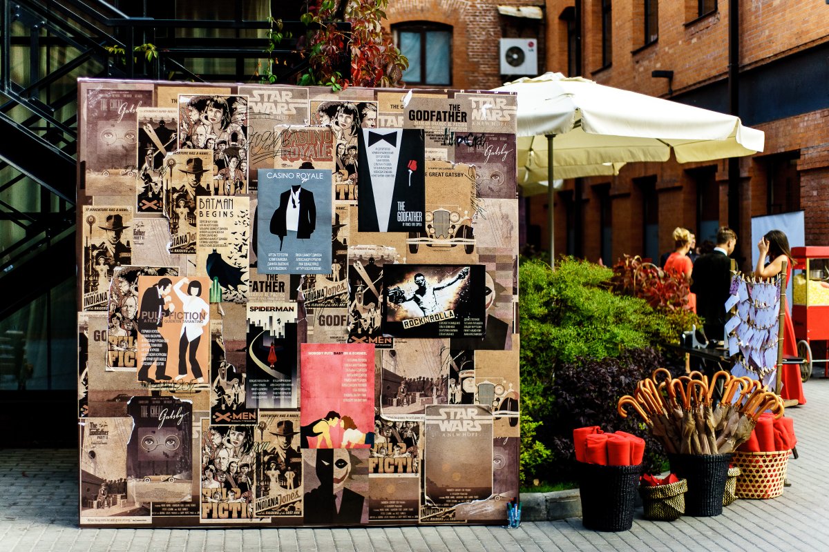 Украшение шарами на день медика