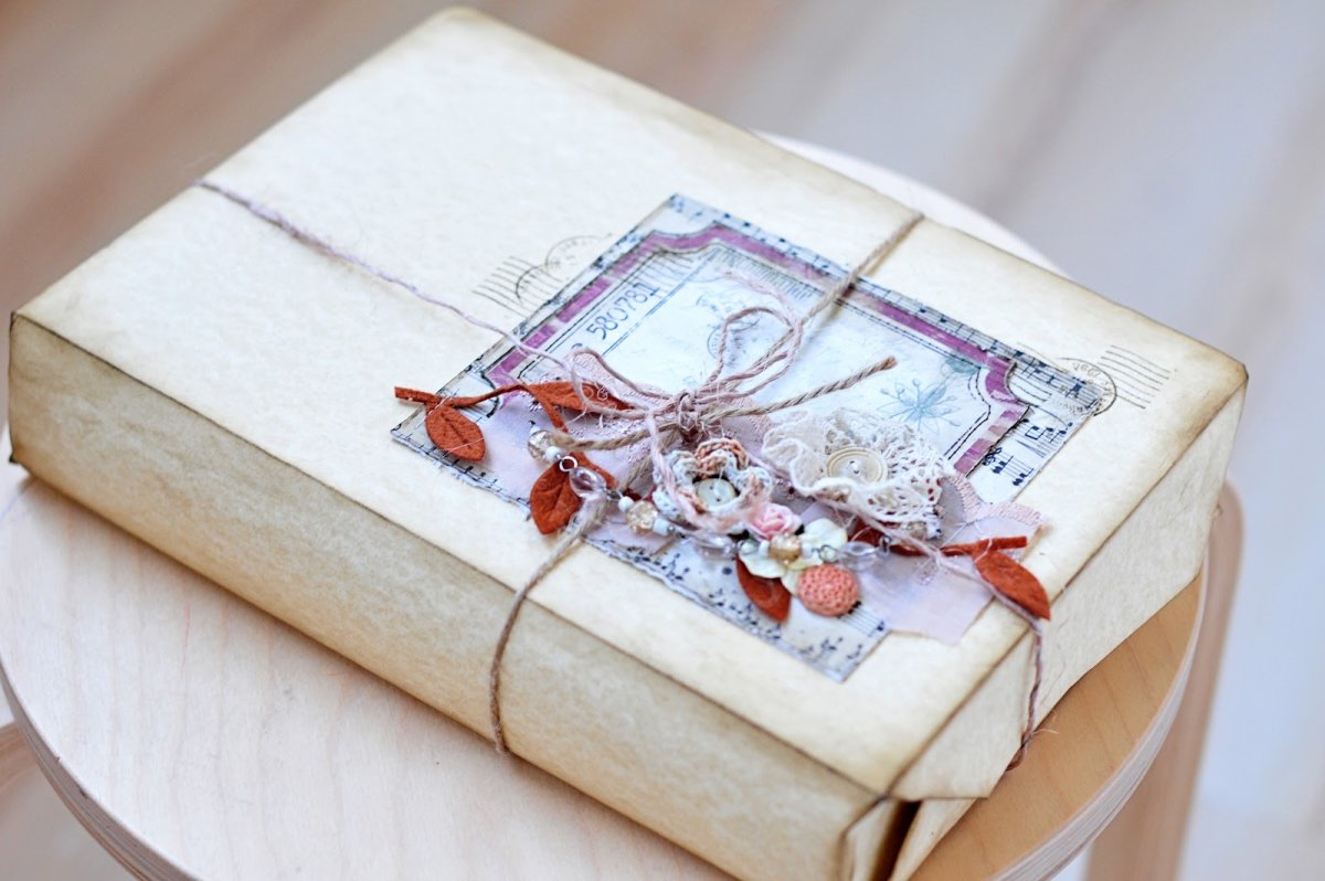 Упаковка картины в крафт бумагу