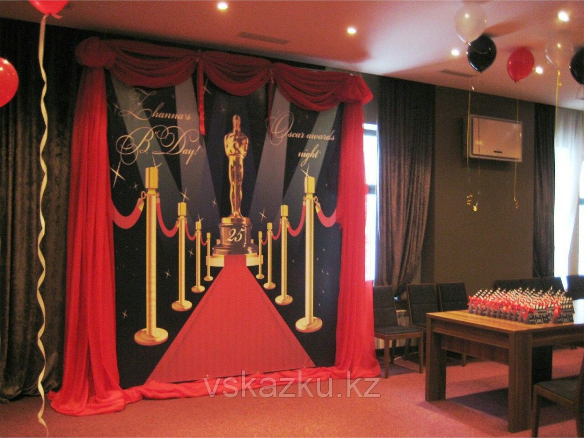 Украшение зала в стиле Оскар
