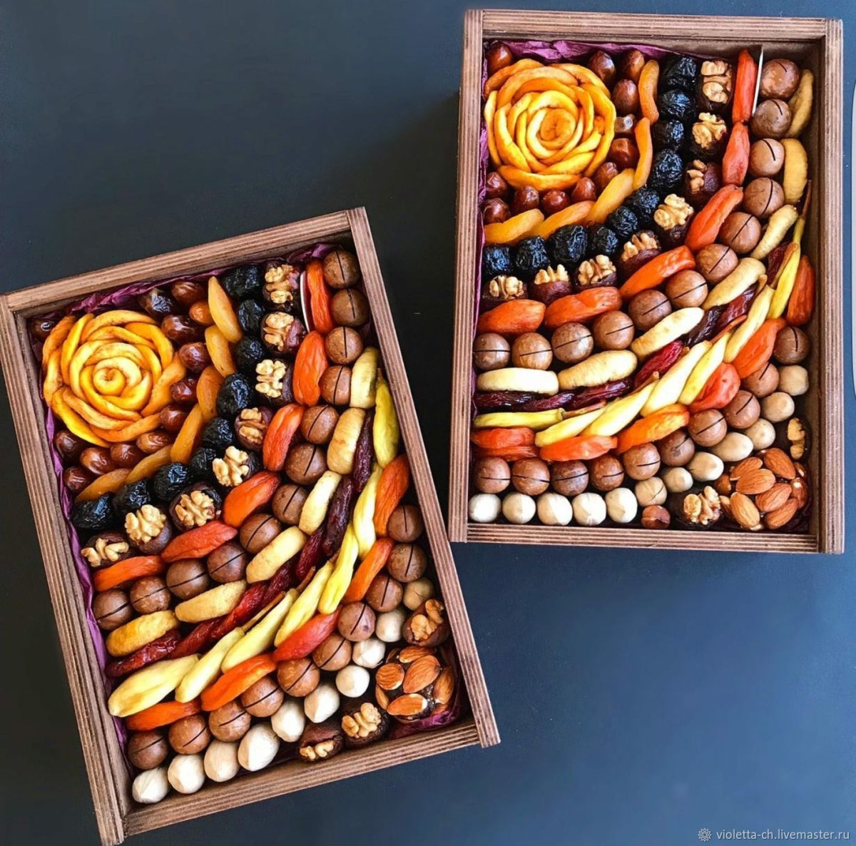 Подарочные коробки с орехами