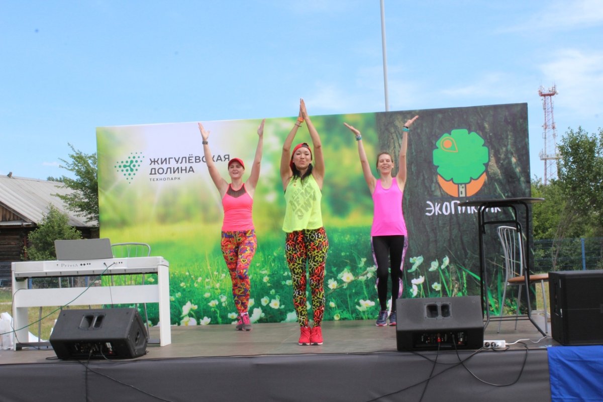 Фотозона в стиле тик ток