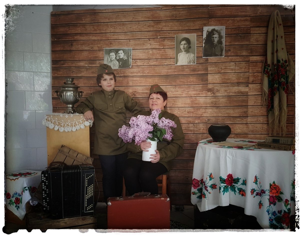 Книжная выставка инсталляция