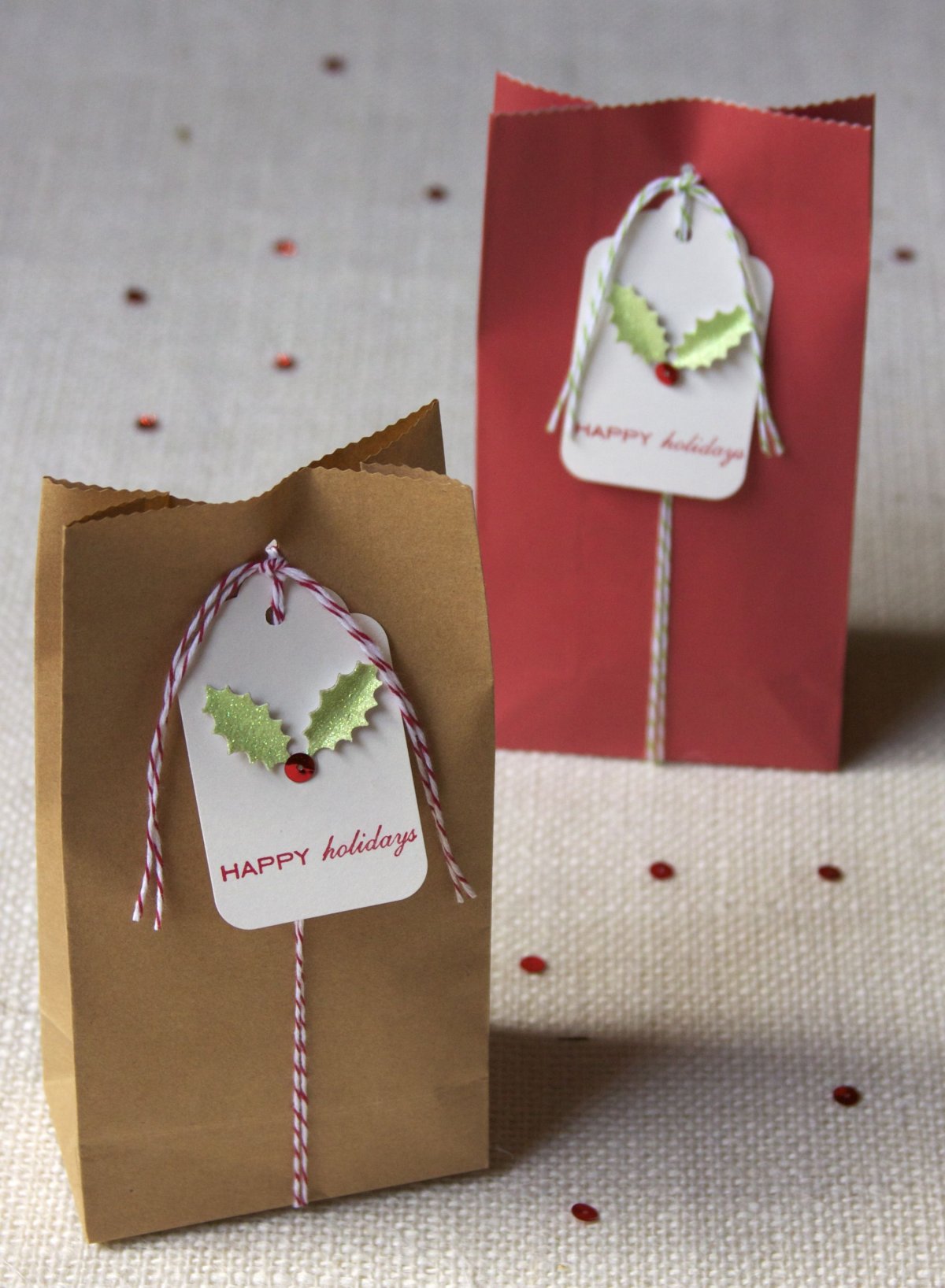 Упаковка блокнота в крафт бумагу