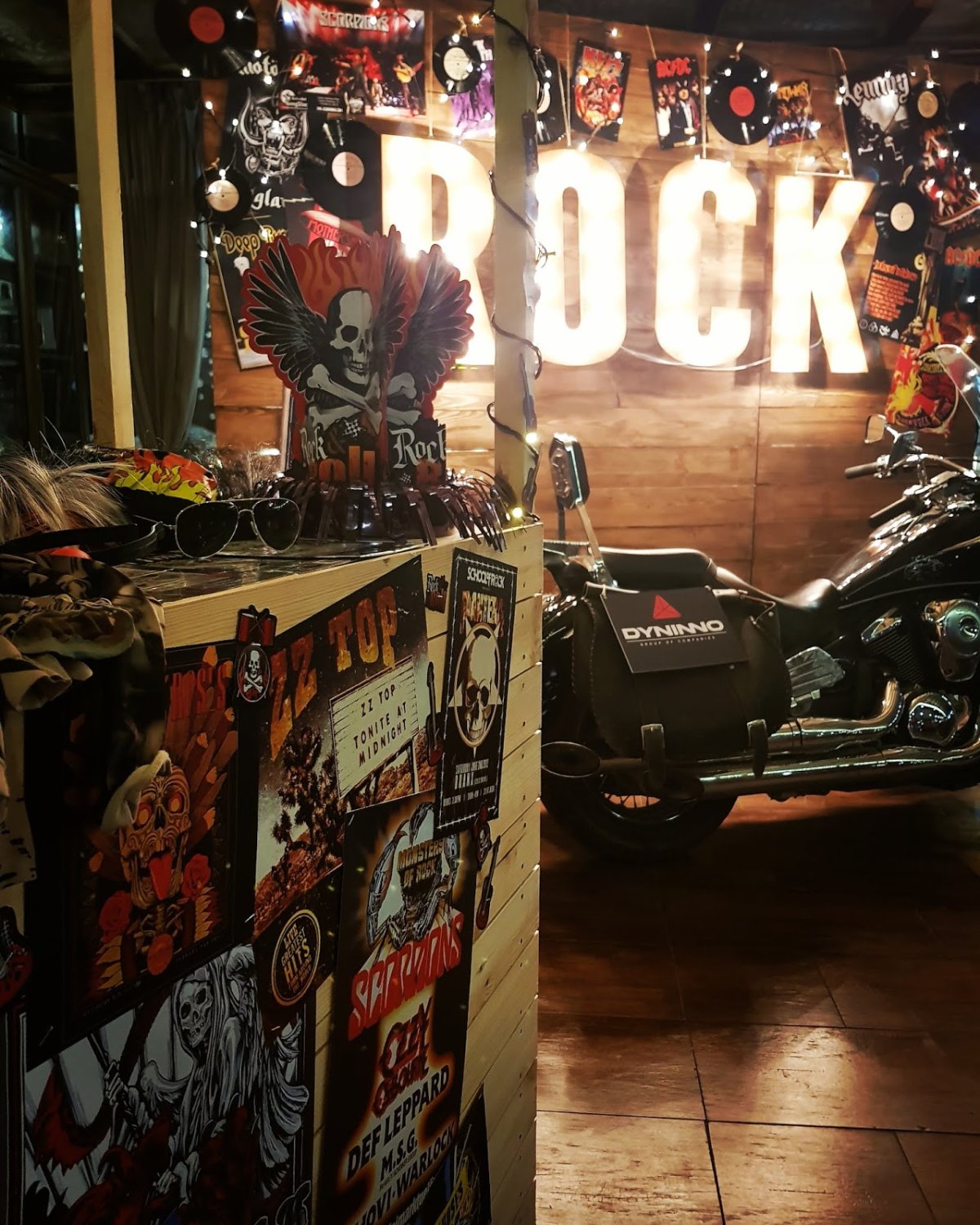 Комната в стиле панк-рок