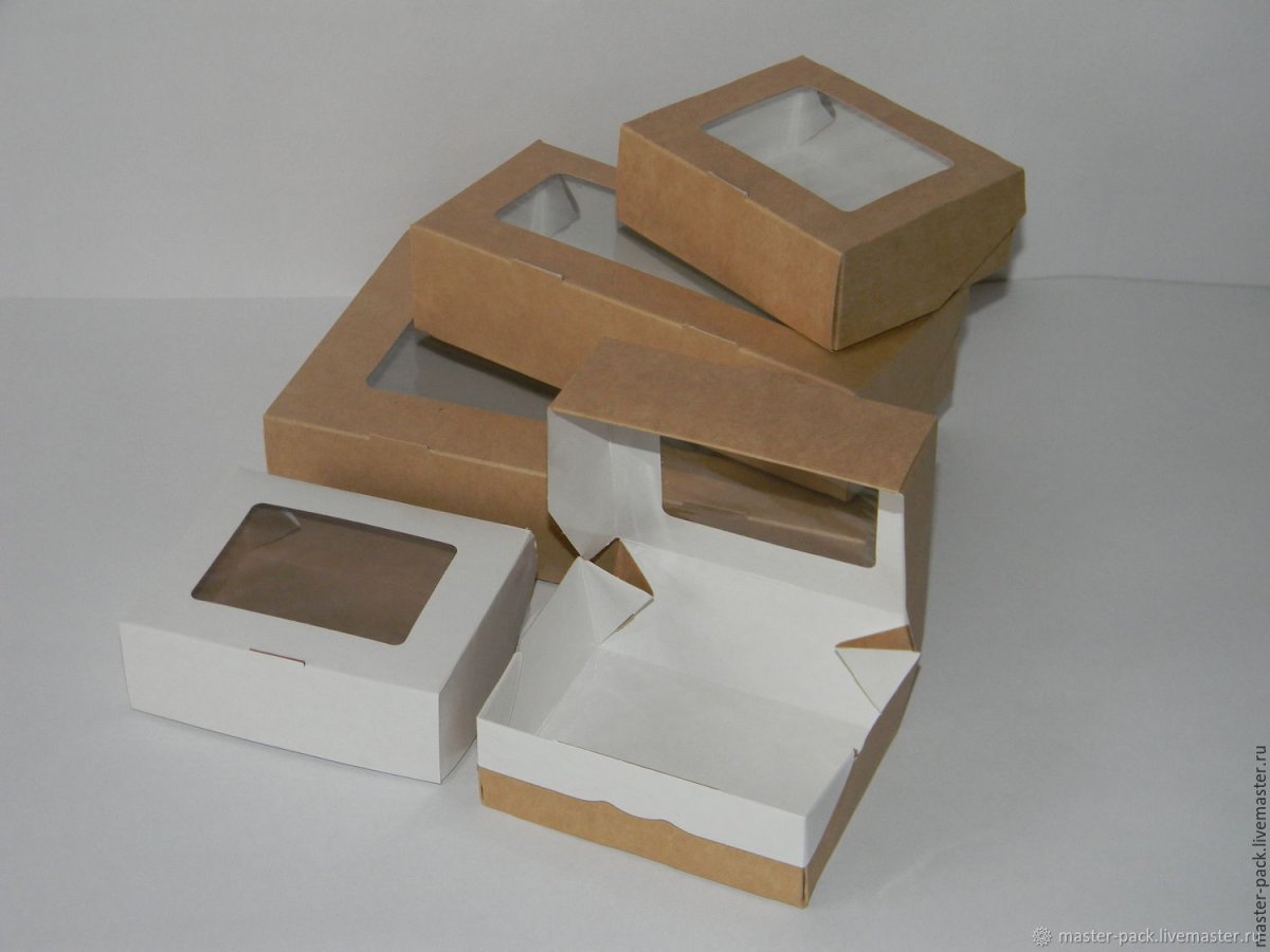 Коробка крафт с окном 10x8x3.5 см