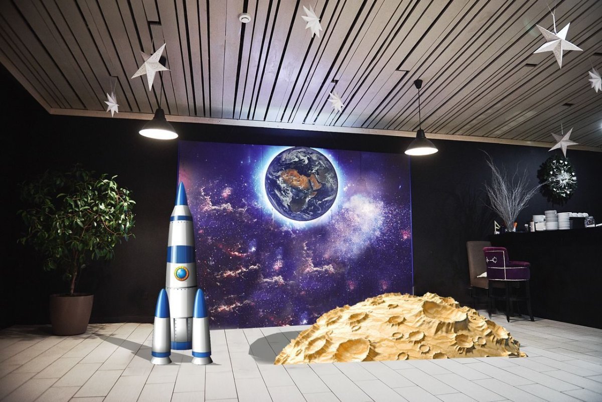 Украшение зала в стиле космос