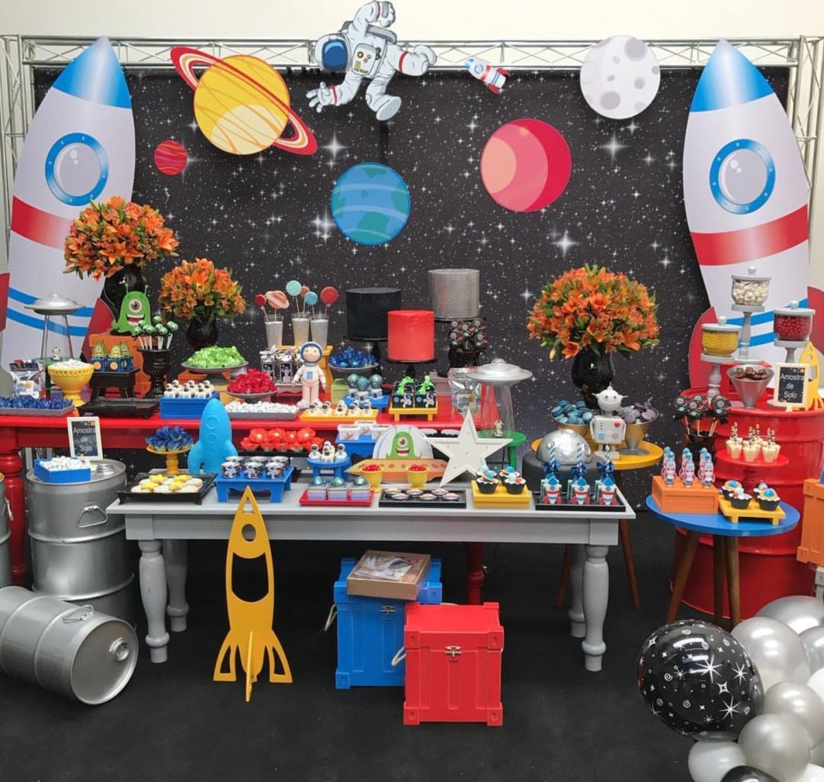 Космическая вечеринка для детей