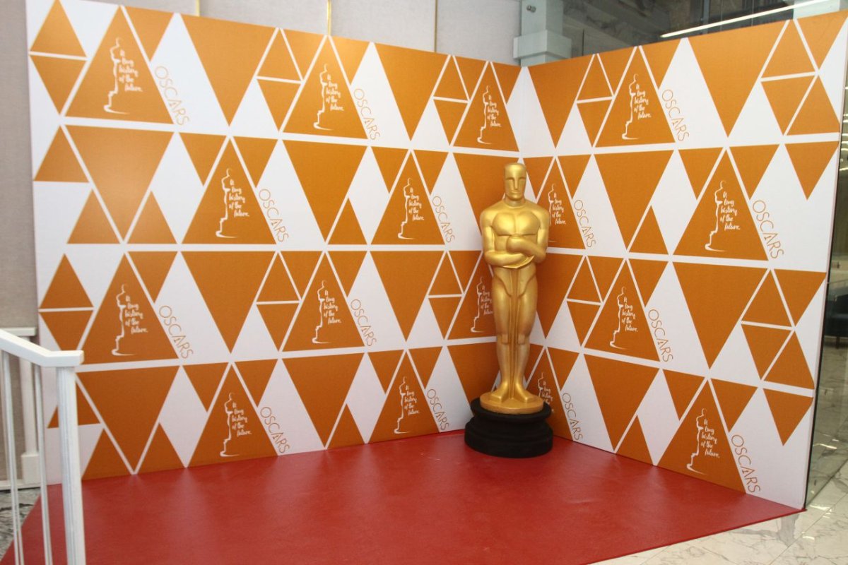 Украшение зала в стиле Оскар